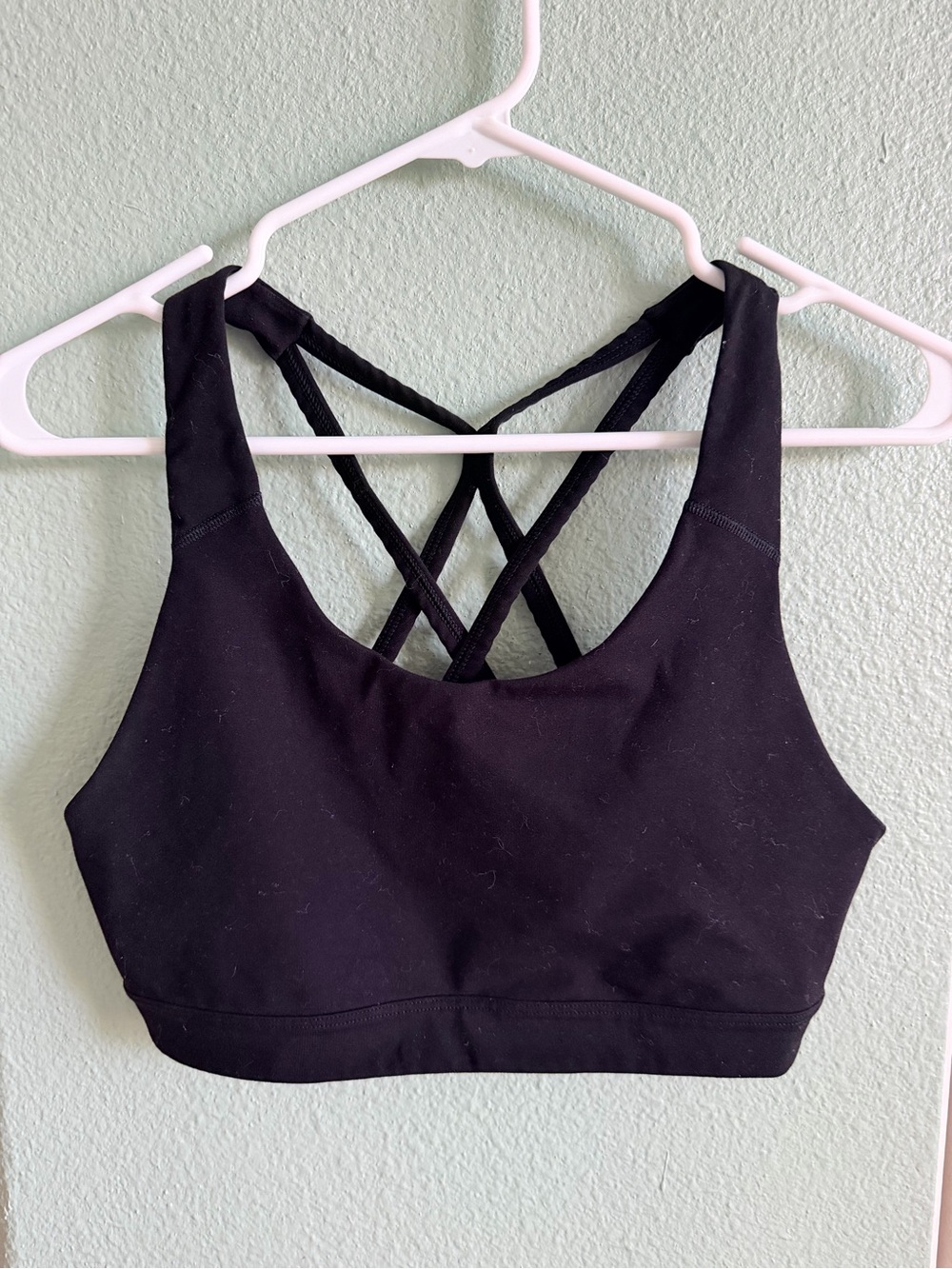 Old Navy Black Crisscross Back Sports Bra